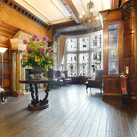 Grand Royale Hyde Park-2